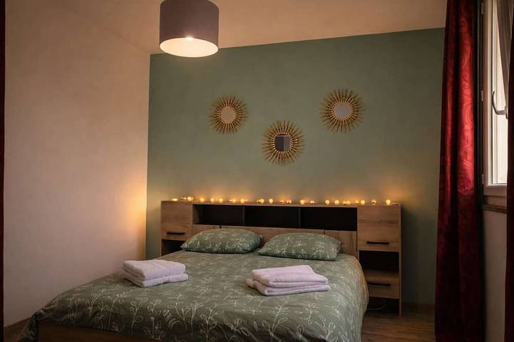 Apartamento entero, Les Clés de Laurent – 2-Bedroom Apartment, 70 m², Large Balcony, Downtown in Graulhet, Región de Castres