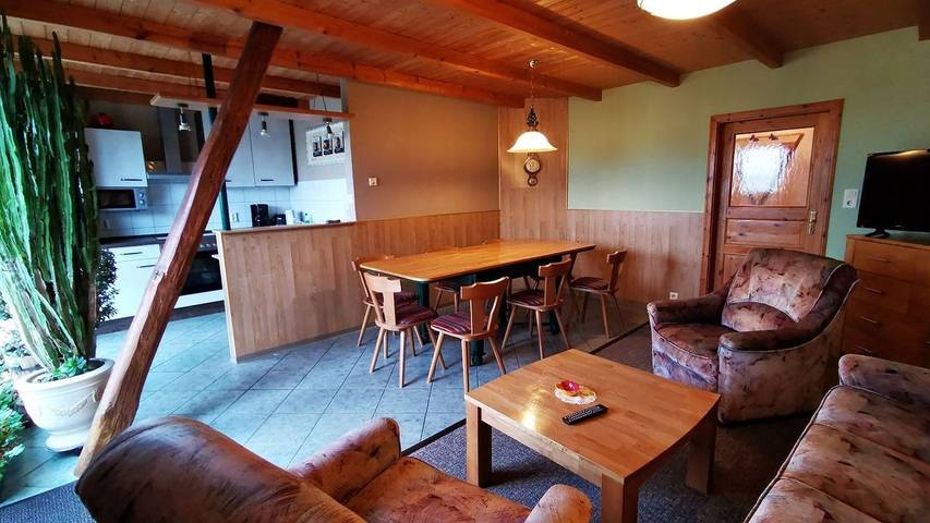 Ferienwohnung für 8 Personen, mit Sauna und Pool sowie Garten und Terrasse in Angermünde - 2