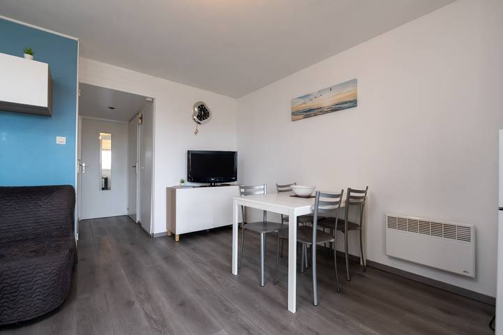 Appartement entier, Sailing, port, proche plage et Thalasso, parking,serviettes et ménage non inclus in Kerjouanno, Arzon