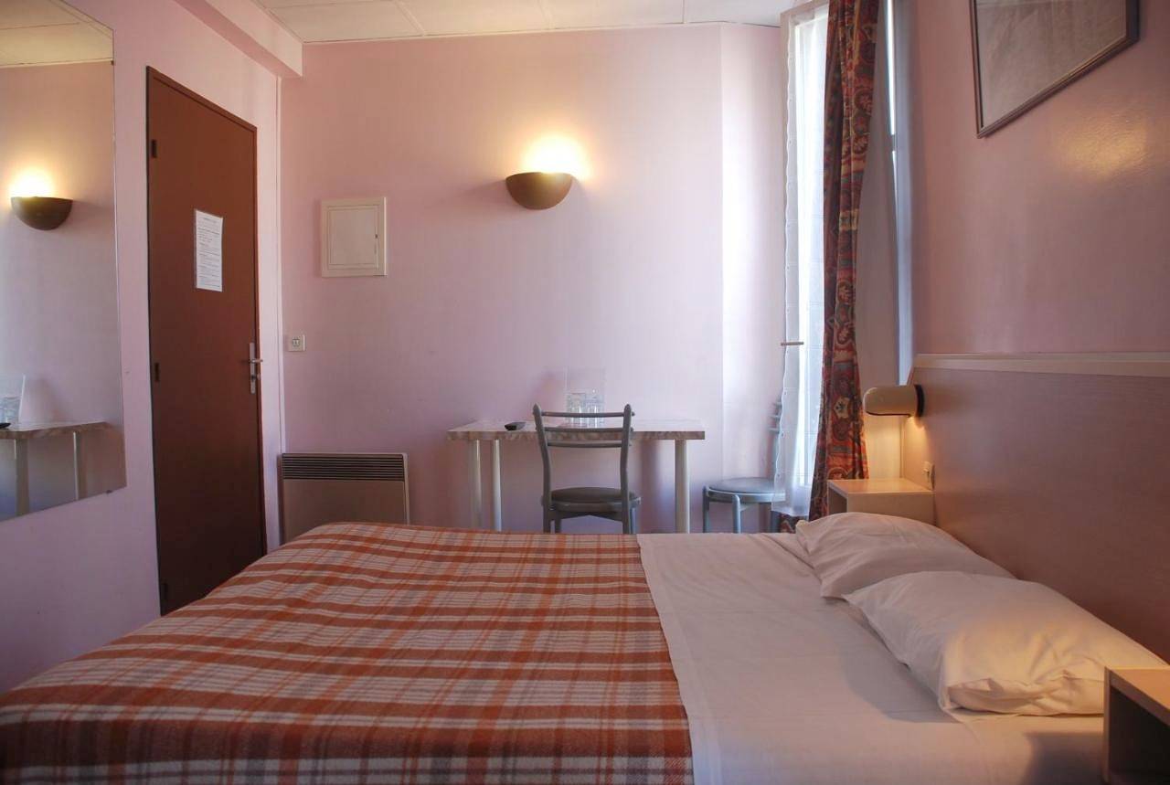 Quadruple Room in Malakoff, Hauts-de-Seine