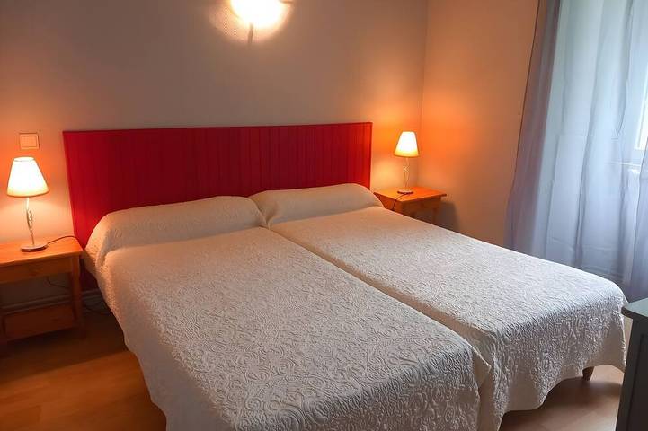 Chambre d’hôte pour 4 personnes, avec jardin dans le Cantal