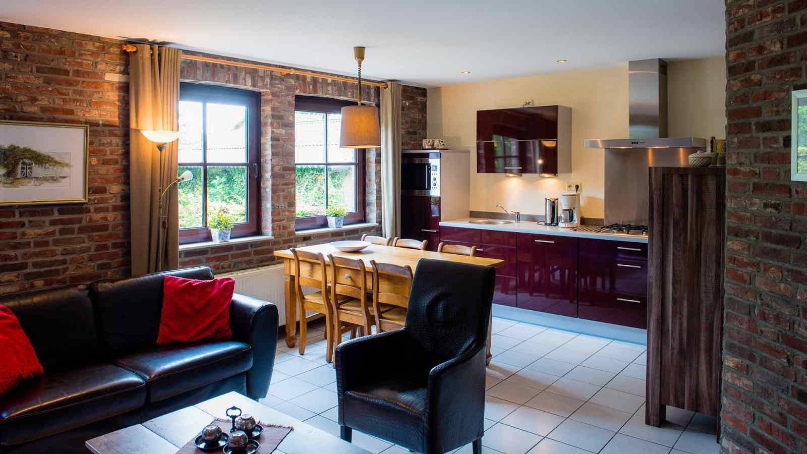 Appartement entier, Magnificent 5-person farmhouse flat on the ground floor in Mechelen - South Limburg in Limburg (Pays-Bas)