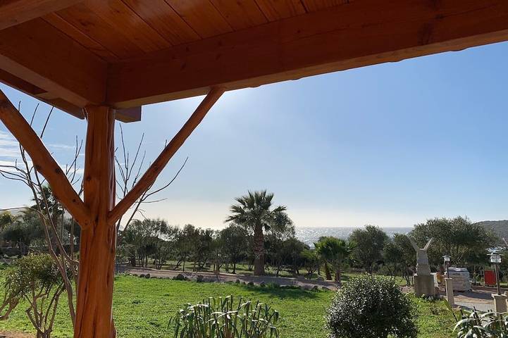 Entire apartment, Apartment t2 Ground floor - Marina d'Arone in Piana, Ajaccio region