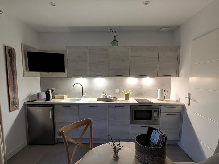 Location de vacances pour 2 personnes, avec jacuzzi ainsi que piscine et jardin à Moussan - 2