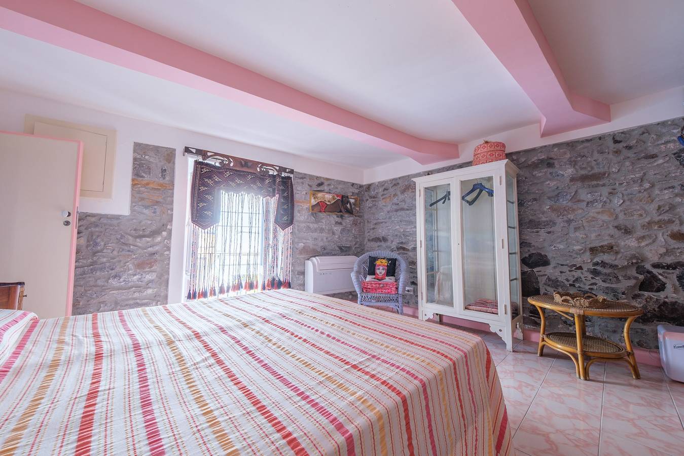 Kamer 'Rosa' met gedeeld terras, Wifi en airconditioning, foto 14