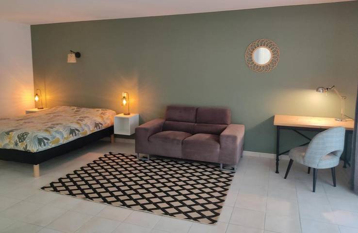 Appartement de vacances pour 2 personnes, avec piscine et jardin