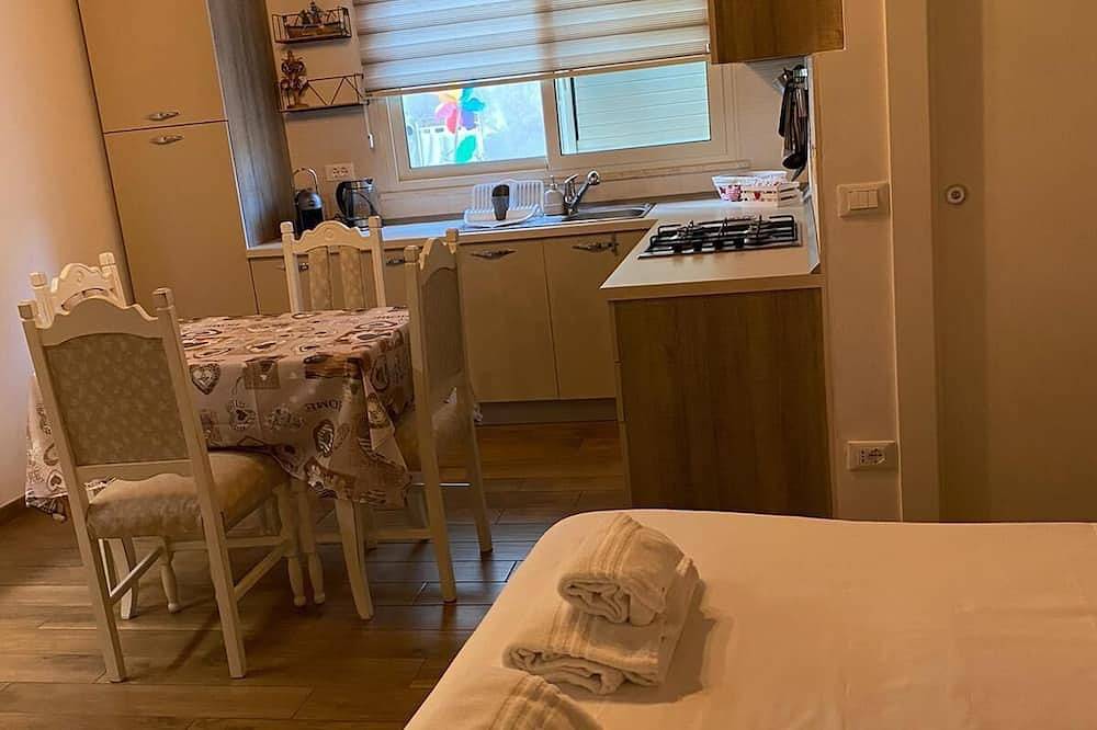 Apartamento entero, From Sepideh in Porto Salvo (Latina), Provincia de Latina