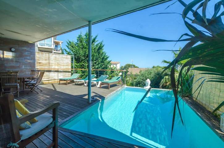 Villa pour 8 personnes, avec Terrasse ainsi que Jardin et Piscine à Calafell - 2