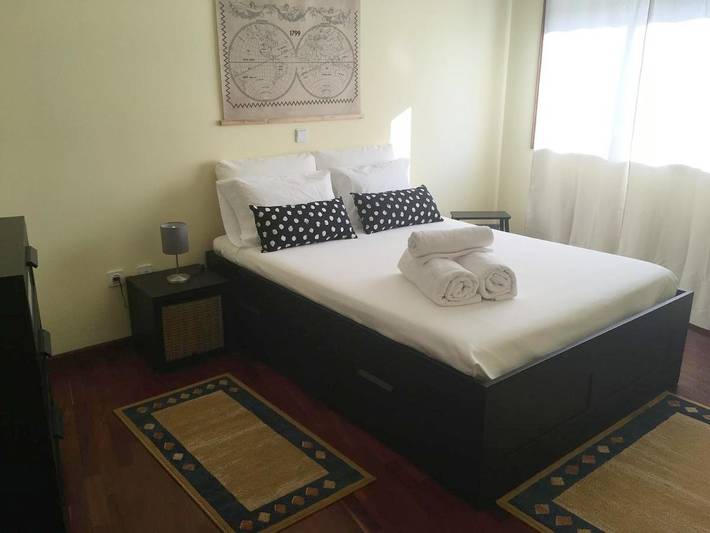 Gîte pour 6 personnes, avec balcon à Maia - 2