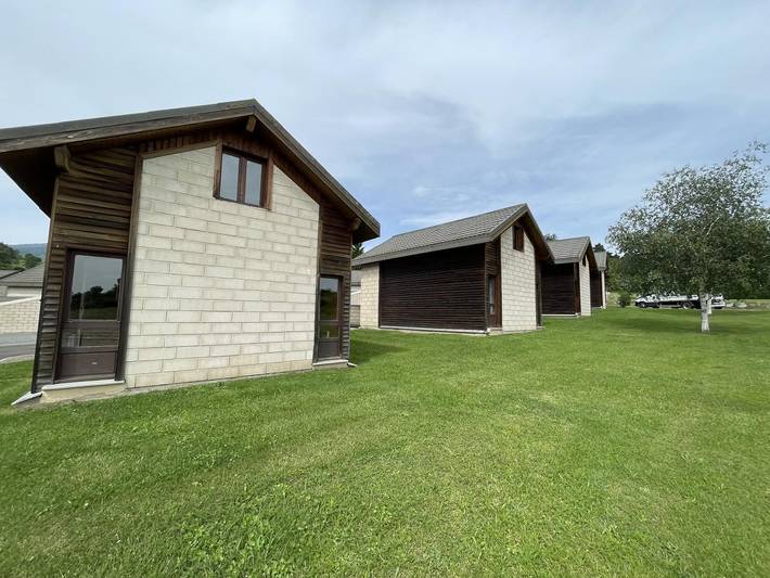 Gîte pour 6 personnes, avec piscine et jardin, animaux acceptés
