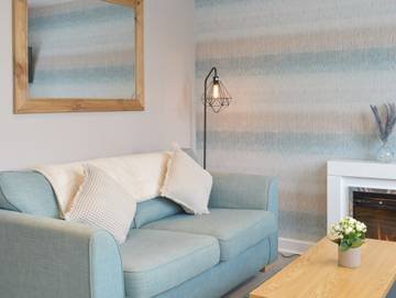 Log Cabin for 2 People in Berwick-upon-Tweed, Northumberland Coast, Photo 2