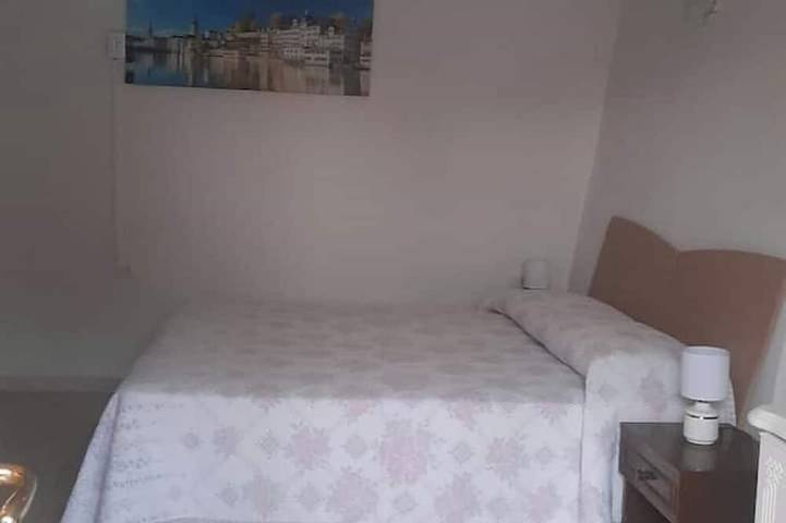 Gîte pour 2 personnes, avec jardin à Paola - 3