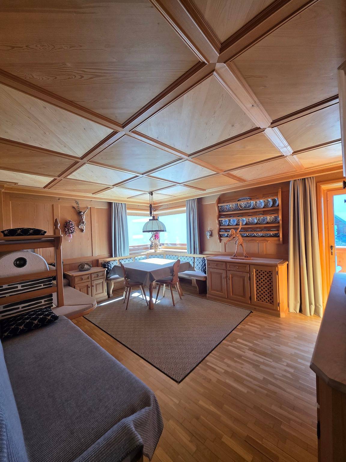 Ganze Wohnung, Ferienwohnung "Piciulei Grant" mit Bergblick, Garten und Wlan in Wolkenstein, Dolomiti Superski