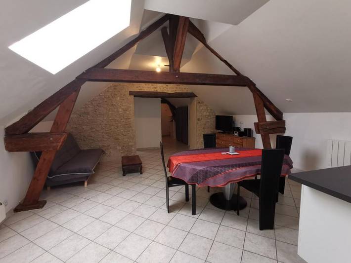Gîte pour 4 personnes, avec jardin dans Villiers-en-Désœuvre