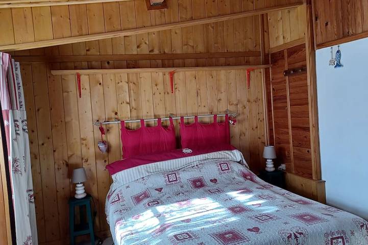 Chalet individuel. Montagne, Dépaysement, Calme et Soleil garantis in Breil-sur-Roya, Côte méditerranéenne (France)