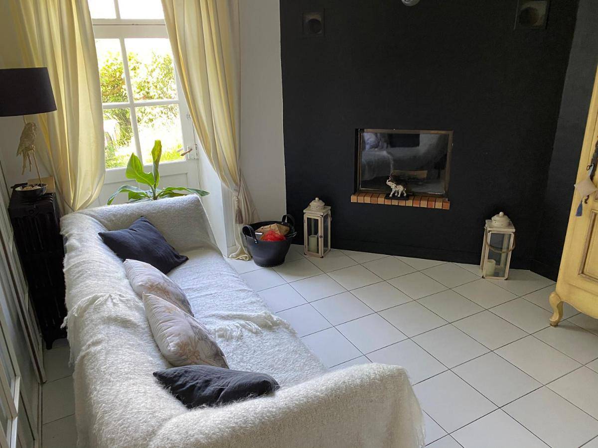 Deluxe Double Room with Shower in Guérande, Côte d'Amour