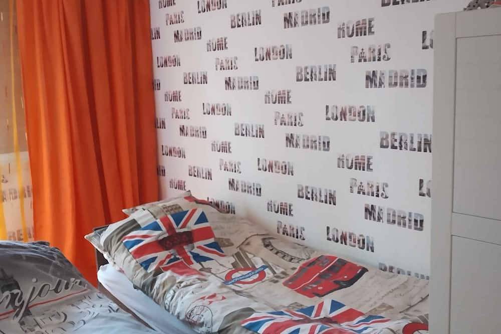 Dom wakacyjny tylko 80 m od Balatonu in Zamárdi, Siófoki region