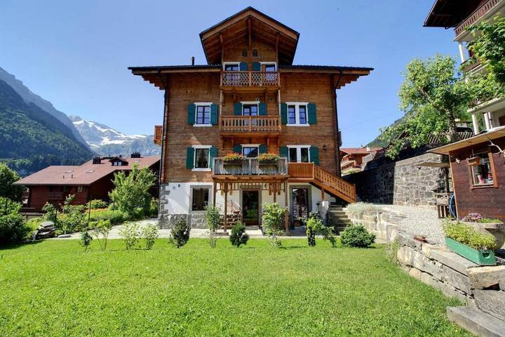Hôtel pour 4 personnes, avec terrasse