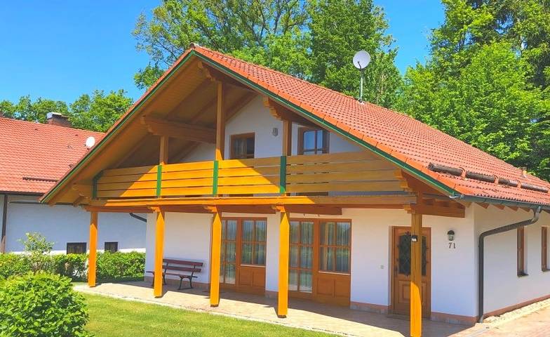 Ferienwohnung für 6 Personen, mit Balkon und Balkon/Terrasse sowie Terrasse und Garten in Niederbayern - 2