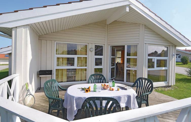 Ferienhaus für 8 Personen, mit Sauna und Garten sowie Whirlpool und Terrasse, mit Haustier in Schönhagen - 2