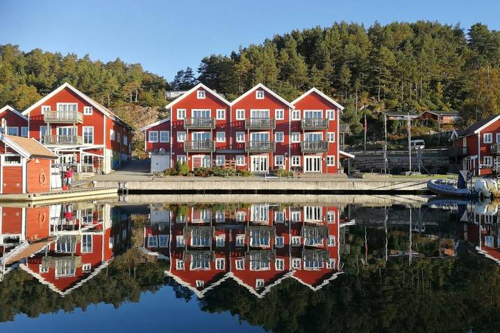 Resort for 2 personer, Terrasse og Barnebasseng i tillegg til Badebasseng og Sauna på Sørlandet