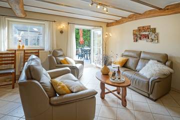 Gîte pour 7 personnes, avec sauna ainsi que jardin et balcon dans Hombourg (Bleiberg)