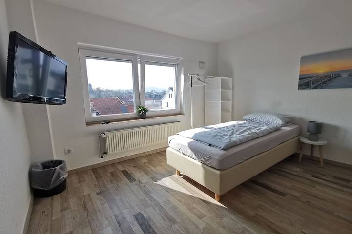 Grand logement directement adjacent à Kassel (jusqu'à 20 personnes sur demande) in Baunatal, Arrondissement de Cassel