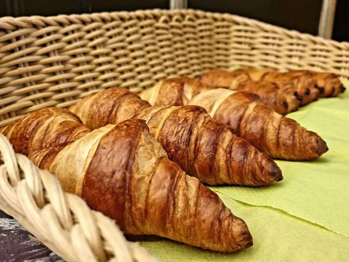 Hôtel pour 2 personnes, avec piscine et terrasse, animaux acceptés à Guéret - 2