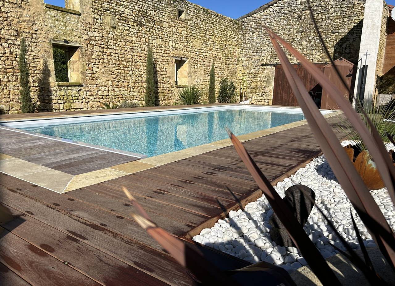 Domaine de la Gémolière – Nature & Bien-Être - Chambre 1 in Gémozac, Région de Saintes