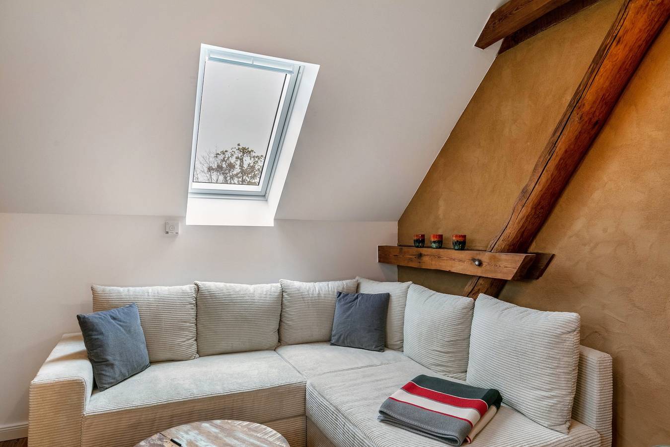 Entire apartment, Holiday Apartment 'Hühnernest' with Shared Terrace, Shared Garden and Wi-Fi in Zeschdorf, Märkische Schweiz-Oderland