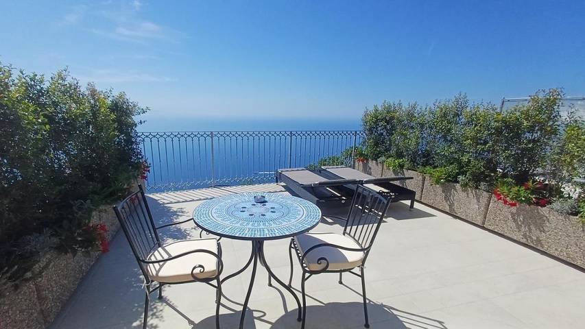 Maison d’hôte pour 3 personnes, avec Terrasse et Vue à Furore