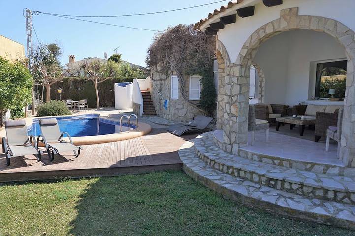 Casa rural para 4 personas, con jardín - 1