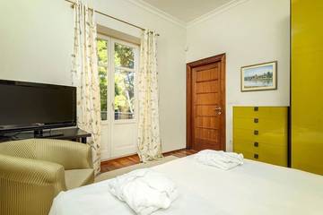 Villa for 10 Guests in Split, Split-Dalmatia, Picture 2