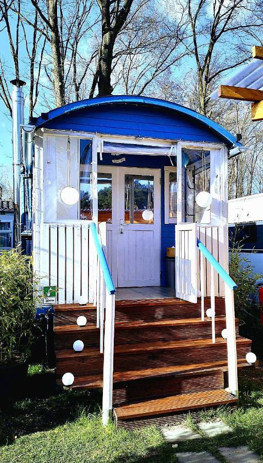 Bungalow für 3 Personen, mit Terrasse und Garten sowie Ausblick