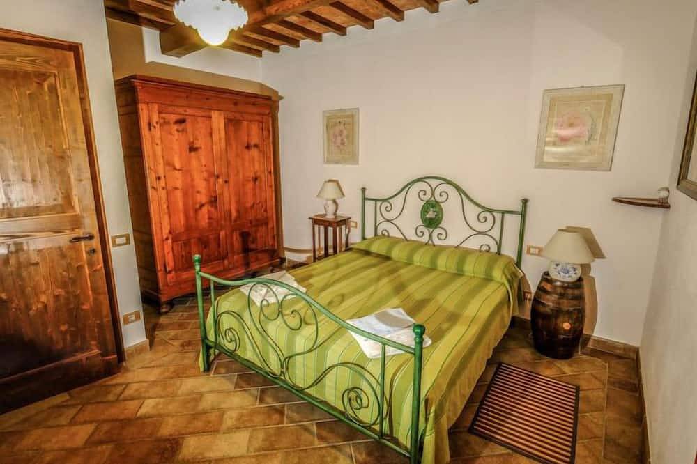 Entire apartment, Podere La Torre by Interhome in Certaldo, Chianti
