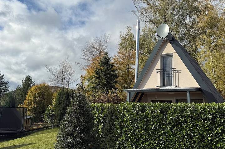 Ferienhaus für 4 Personen, mit Terrasse und Garten in Gossersweiler-Stein