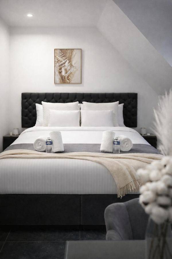 Chambre d’hôte pour 2 personnes, avec Terrasse et Jardin ainsi que Piscine et Sauna