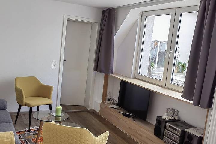 Ganze Wohnung, Schönes separates 2-Zimmer Apartement in Erzhausen, Landkreis Darmstadt-Dieburg