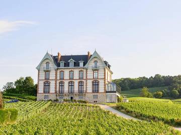 Hôtel pour 2 personnes, avec sauna ainsi que jacuzzi et jardin dans Sacy (Marne)