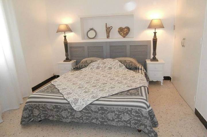 Location de vacances pour 6 personnes, avec jardin à Entraigues-sur-la-Sorgue - 2