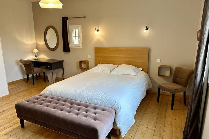 Location de vacances pour 4 personnes, avec jardin ainsi que terrasse et piscine à Saint-Caprais-de-Bordeaux - 2