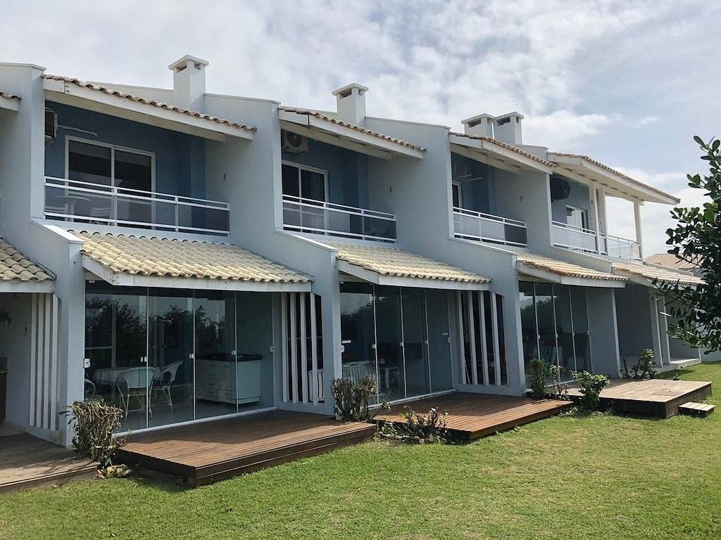 3 Häuser mit Blick auf das Meer - Mariscal Beach, Bombinhas, Sc - House # 6 in Praia de Mariscal, Bombinhas