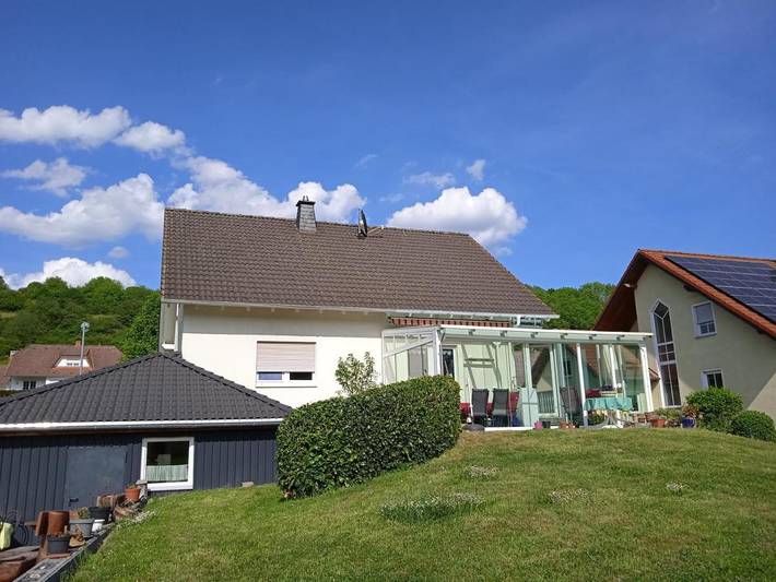 Ferienwohnung für 2 Personen, mit Balkon und Terrasse sowie Garten und Ausblick in Immerath