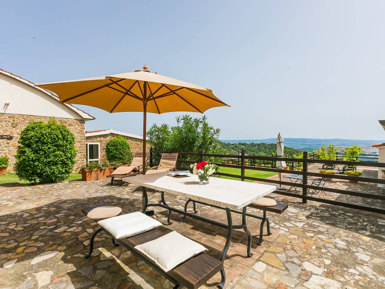 Mandorlo in Cinigiano, Provincia di Grosseto