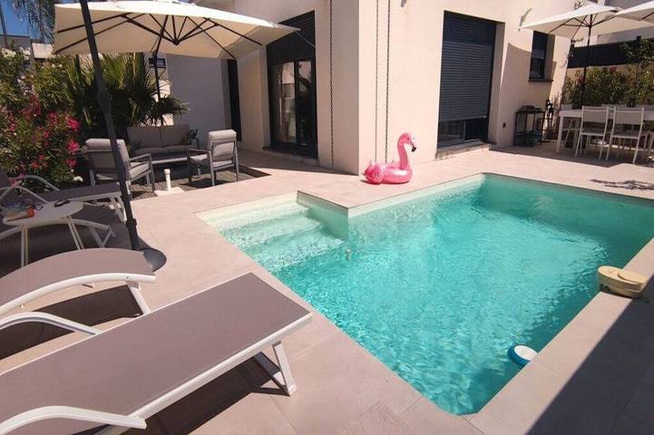 Location de vacances pour 6 personnes, avec Jardin à Villeneuve-de-la-Raho