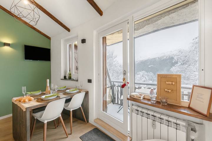 Ganze Wohnung, La Chicchetta Balcony & Mountain Views in Sauze d'Oulx, Via Lattea