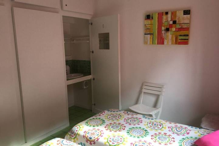 Ferienwohnung für 4 Personen, mit Terrasse und Garten in Porquerolles - 3