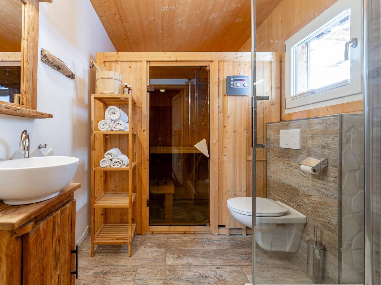 Chalet mit Sauna und Bergblick nahe Skipiste in Rottenmanner und Wölzer Tauern, Hohentauern