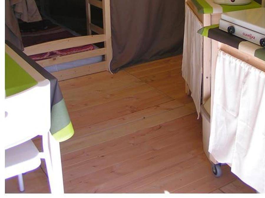 Camping l'Oasis Palavasienne - Tienda de campaña 4 personas - Tipi de 18 m² (sin instalaciones sanitarias) in Lattes, Côte d'Améthyste