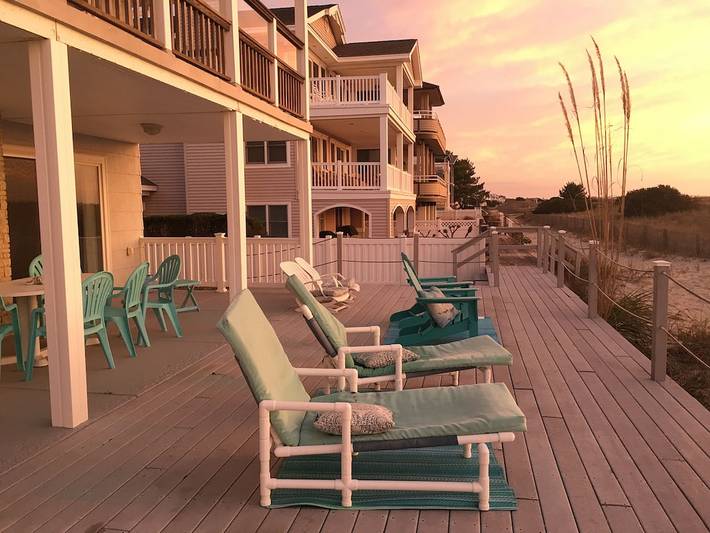 Vacation house for 12 people, with balcony and yard in Jersey Shore